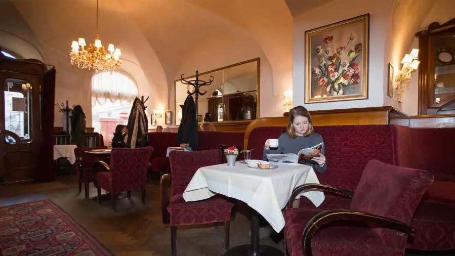 Cafe fraunhuber wien vienna MozartTravel Reisen Culture Tourism Reiseführer Travel guide Classic Opera