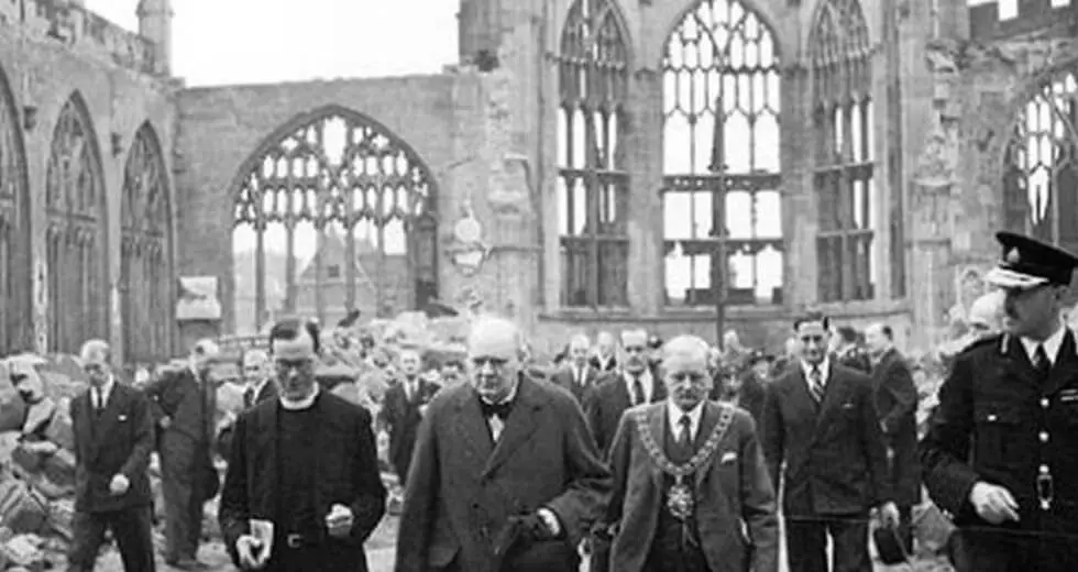 Coventry Cathedral St. Michael's old Aldeburgh Benjamin Britten Peter Pears Travel Reisen Culture Tourism (1)