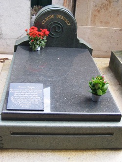 Debussy cimetiere passy tombe grave Grab Paris Claude Debussy Travel Reisen Culture Tourism (2)