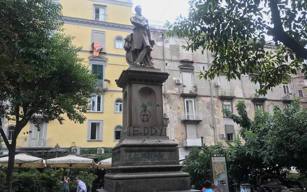 Piazza monumento Bellini Catania Bellini Travel Reisen Culture Tourism (1)