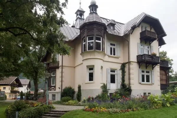 Weimar Richard Strauss Institut Garmisch Partenkirchen Travel Reisen Culture Tourism (1)