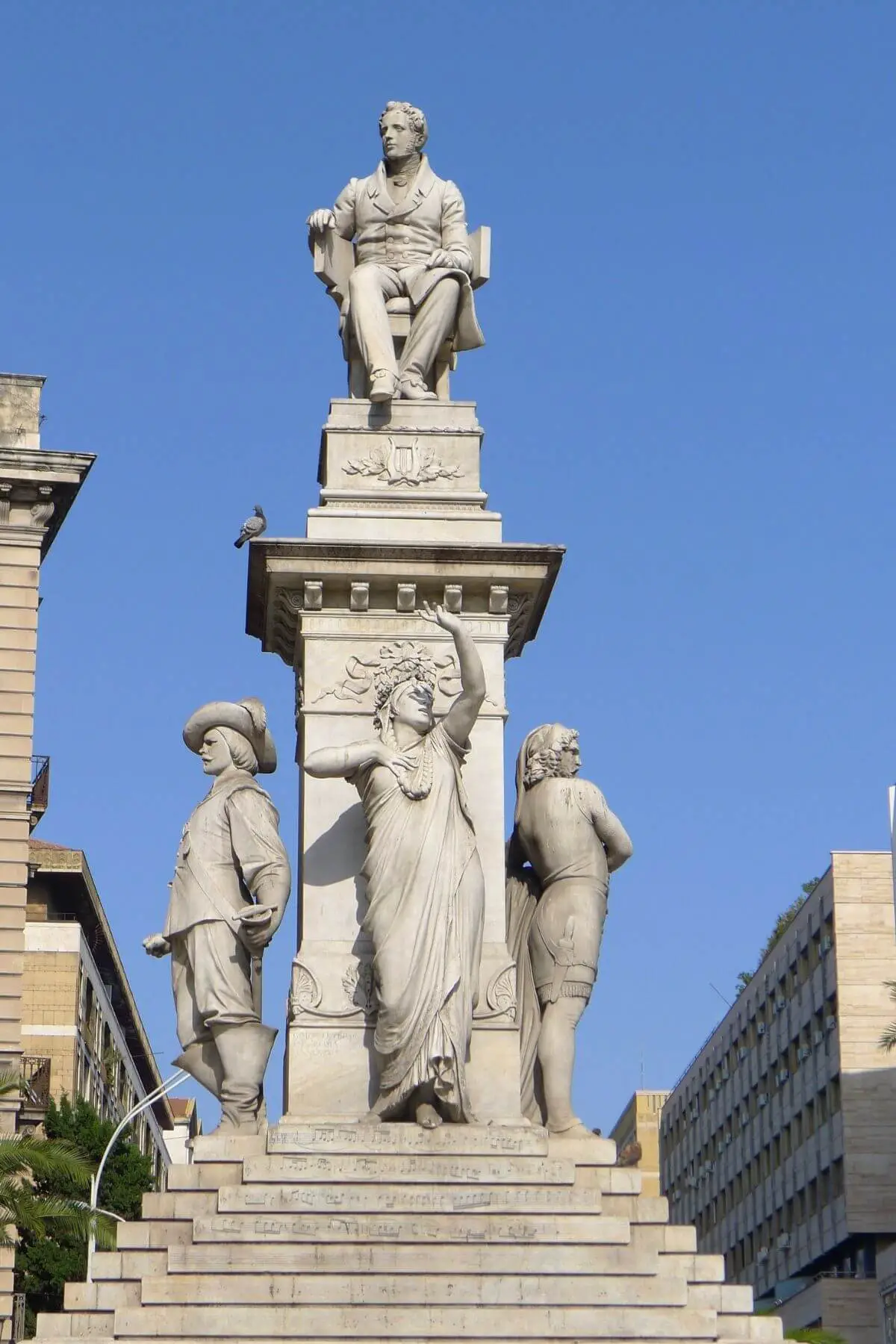 monumento bellini statue Catania Bellini Travel Reisen Culture Tourism (1)