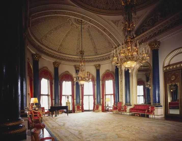Inside-Buckingham-Palace-Music-Room Mendelssohn London Travel Reisen Culture Tourism Reiseführer Travel guide Classic music Opera