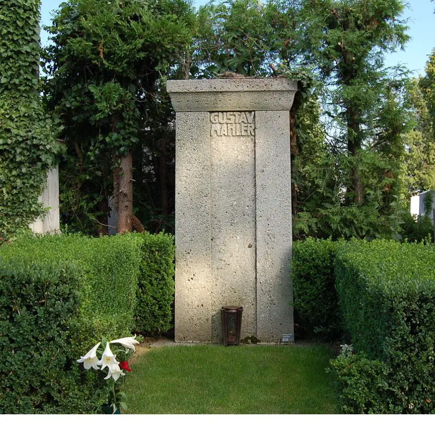 Mahler Grab Grinzing Friedhof Cemetery Wien Gustav Mahler Places Orte Music Musik Travel Guide Reisen Reiseführer